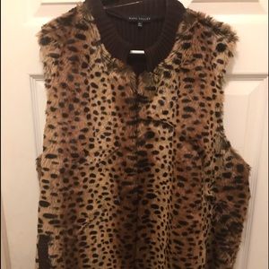 New Beautiful faux fur 2X vest
